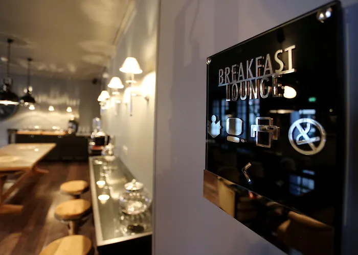 Hotel Saint-Louis Pigalle Parigi